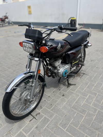 Honda 125 23/24 model 24ka number & patti 1owner All well byic