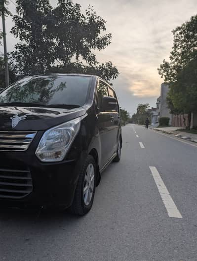 Suzuki wagon r 2013/2016 Urgent WhatsApp no 03459349654