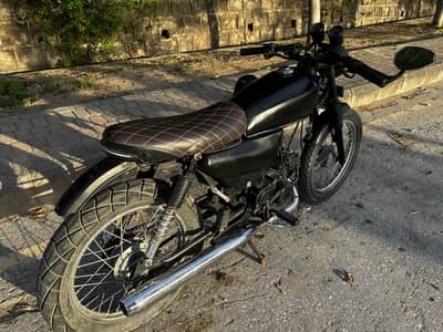 Cafe Racer (United US-70)