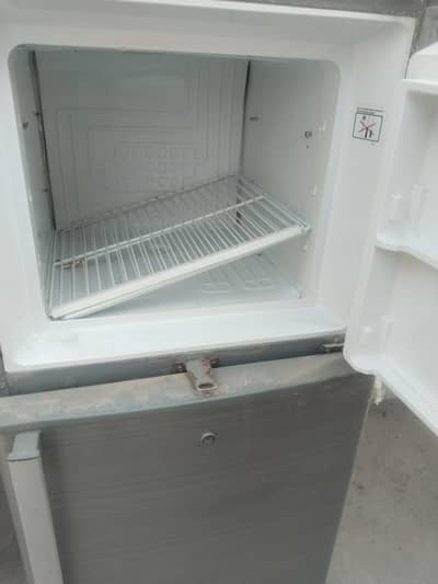 Dawlance fridge