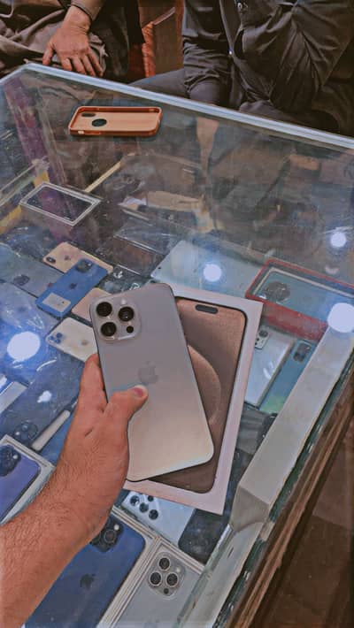 iPhone 15 pro max 256 gb 85 health 10by10 box cable