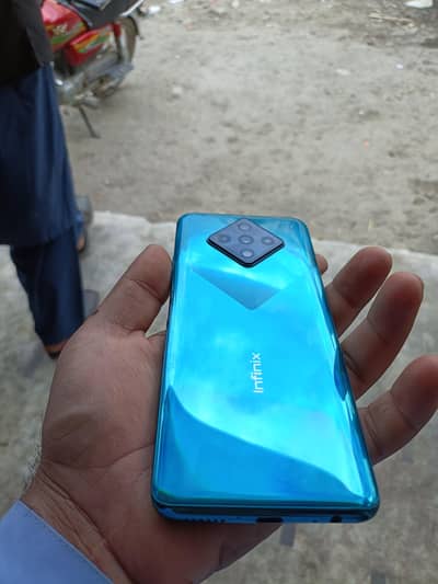 Infinix zero 8