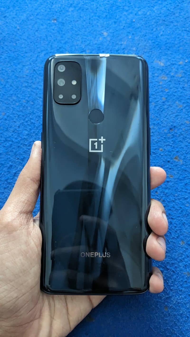 OnePlus n10 0