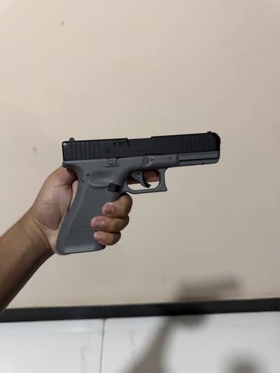 Glock 17 Gen 5 blow back American