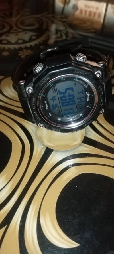 water proof watch urgent for sale