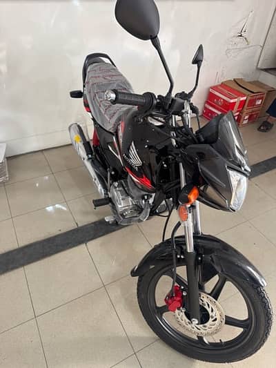 CB125F