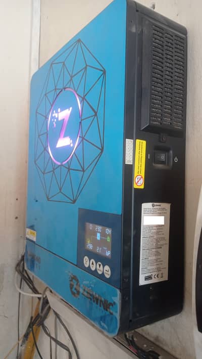 Ziewnic Hybrid Solar Inverter Diamond Series5G PV-8500