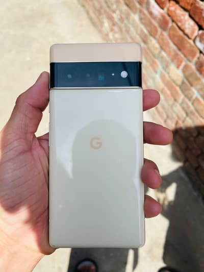 Google Pixel 6 Pro (12GB RAM / 128GB) – 10/10 Condition, Scratchless