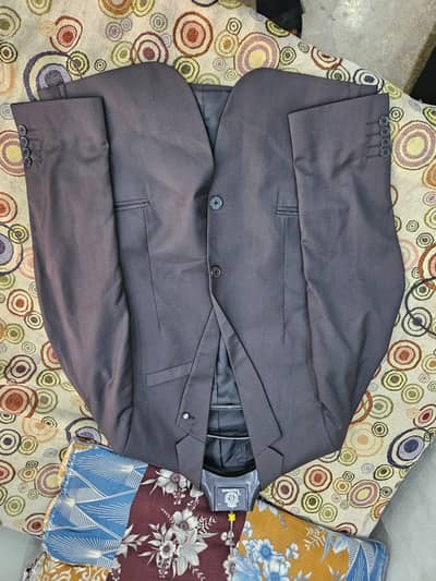 Only one day used. Dark grey, looks like black