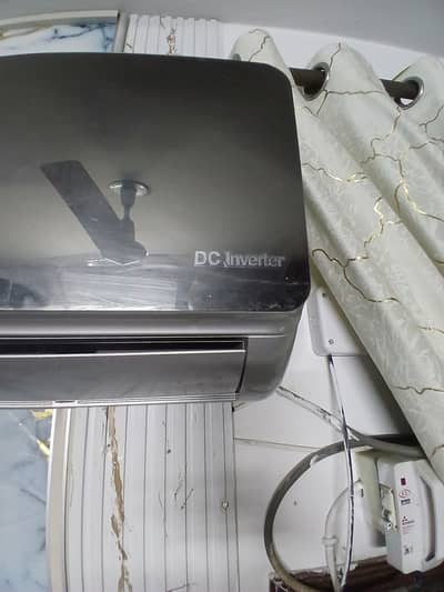 Orient DC invertor AC 1.5 ton ultron e comfort gold fin