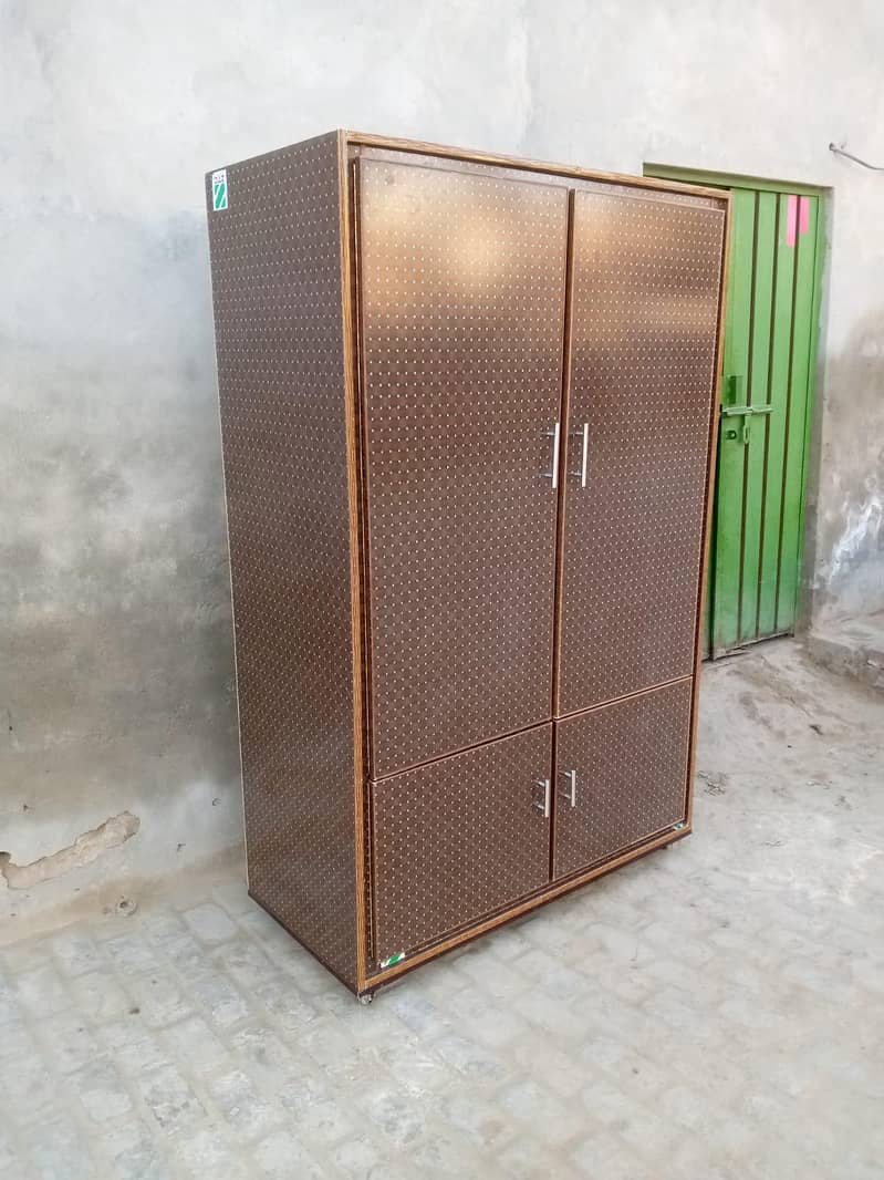 wardrobes 0