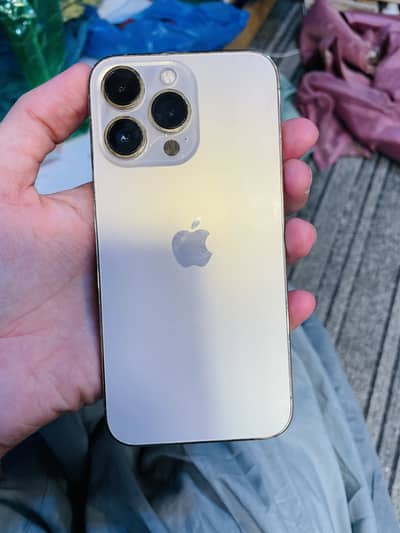 iPhone 13 Pro jv dot