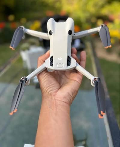 DJI Mini 4 Pro Argent Sale my WhatsApp No=O3 2,64 9,3O 1,9O