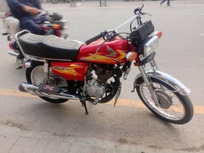 Good condition motorcycle for sale in gujrat
