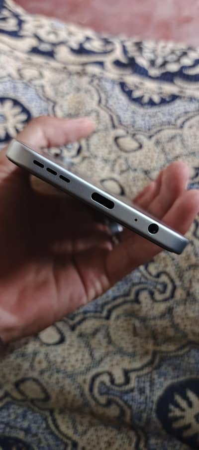 Tecno spark 40 pro [ 8+8 /256 GB ]