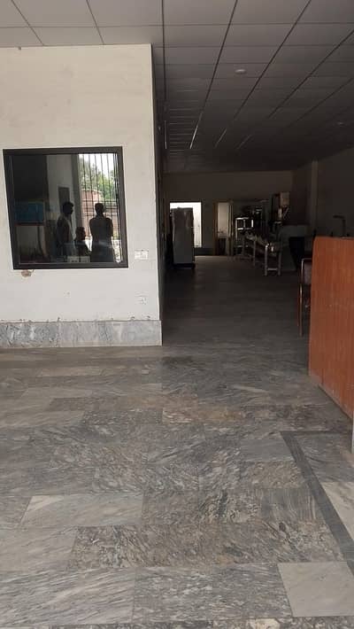 5000 Sqft ( Prox) Covered Area Warehouse Available Industrial Estate Multan