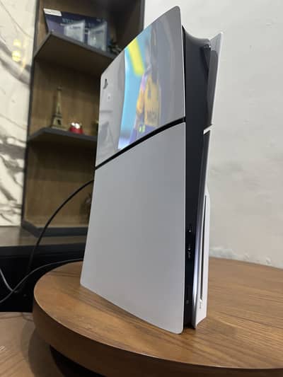 PS5 Slim 1Tb Disc edition 10/10 With Box