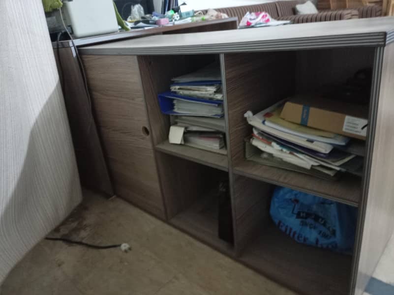 Executive Table with console 3