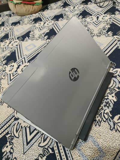 Hp Core i5 3rd Generation 4/Ram 700/GB. . Hard
