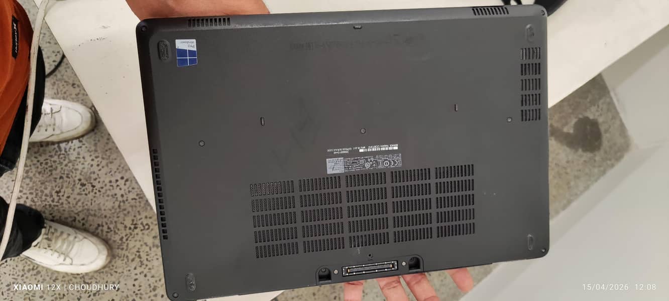 Dell latitude E5570 7