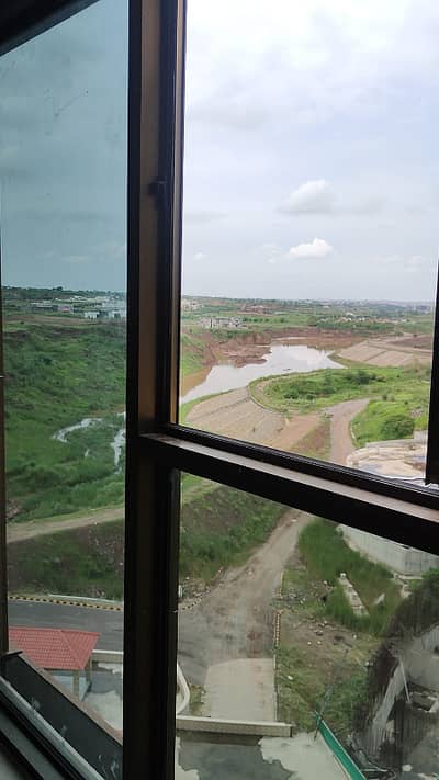 3 Bedrooms 3322 Square Feet Flat Available For Sale