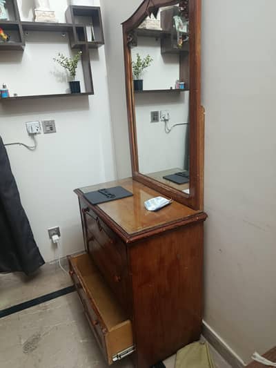 dressing table