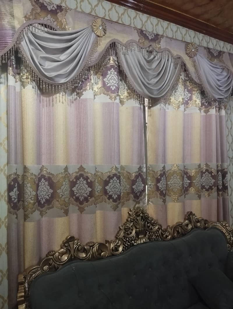 curtains 0
