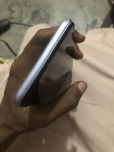 Vivo Y20 with box no open repair only 15000 final no less