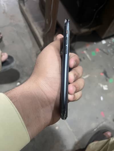 iPhone 11 Pro 256 gb alpine Green colour