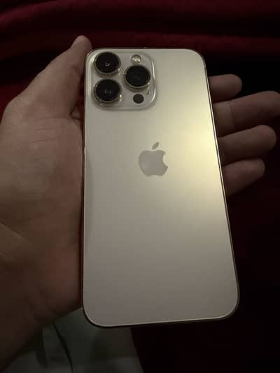 Selling scratch less iPhone