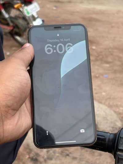 Iphone XS Max PTA APPROVED