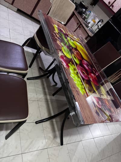 6 Seater DiningTable Set : Glass Top with Chairs Excellent Condition