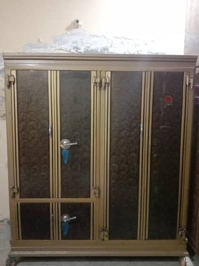 4 Door Safe Steel Almari for Sale – Heavy Duty 110KG with Wheels