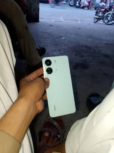 redme 13 c with box and charger interested come in box