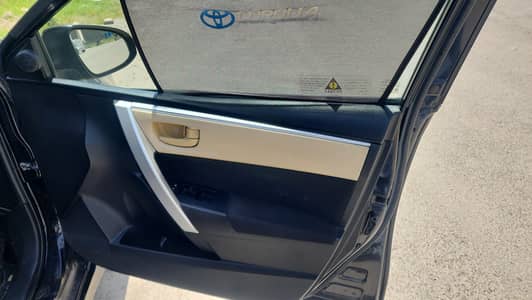 beautiful family car with low mileage driven and scratch less body