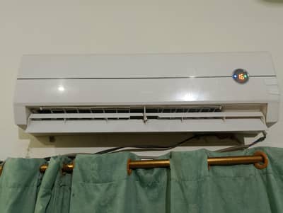 Gree 1.5 Ton AC For Sell In Good Condition