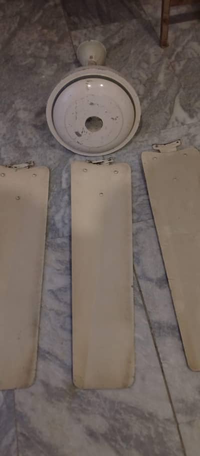 parwaz fan for sale good condition