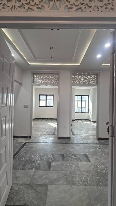 8 Marla Plaza MB For Sale