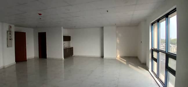 Brand New Exceptional Spaces Available Office 1300 Square Feet For Rent In Main Boulevard Gulberg!