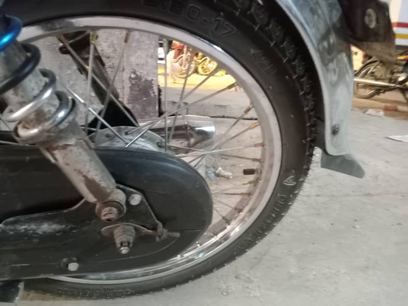 Express Baike 2018 Model E70 3