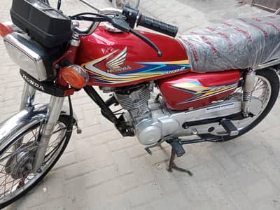 Honda 125 Hyderabad number 19 model