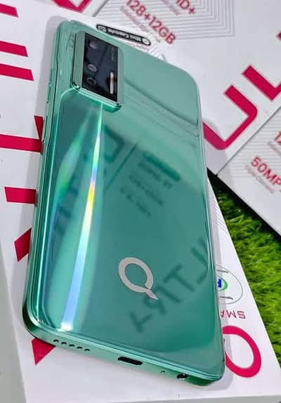 Q smart ultra 6+6+12+128 GB