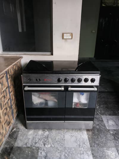 Singer cooking range in excellent condition