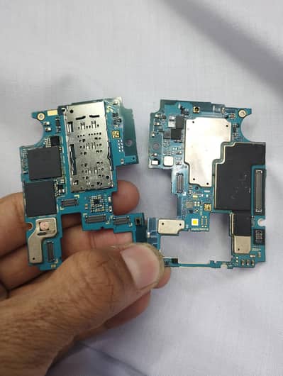 Samsung Galaxy a51 brod available 6gb 128 gb