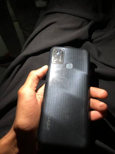 Infinix hot 11 play with box screen camera k oper s break h Baki okall