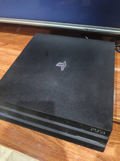 Sony playstation 4 pro 1 TB with two controllers and charging station