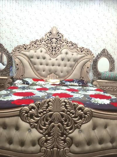 Royal Style Bedroom Set 