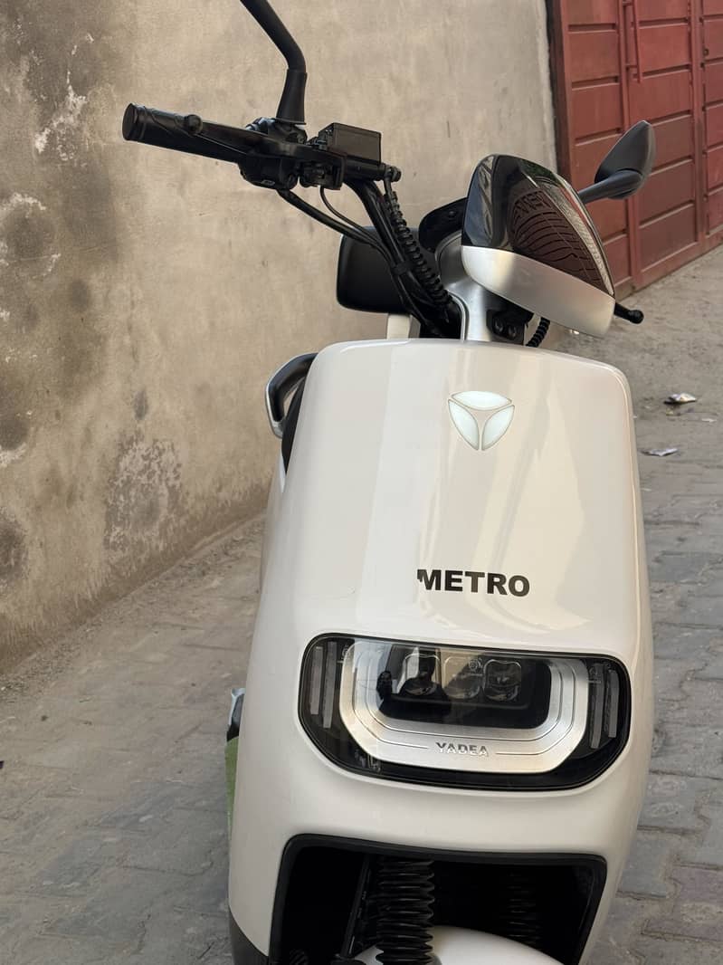 Metro E8S PRO 10/10 Condition 4