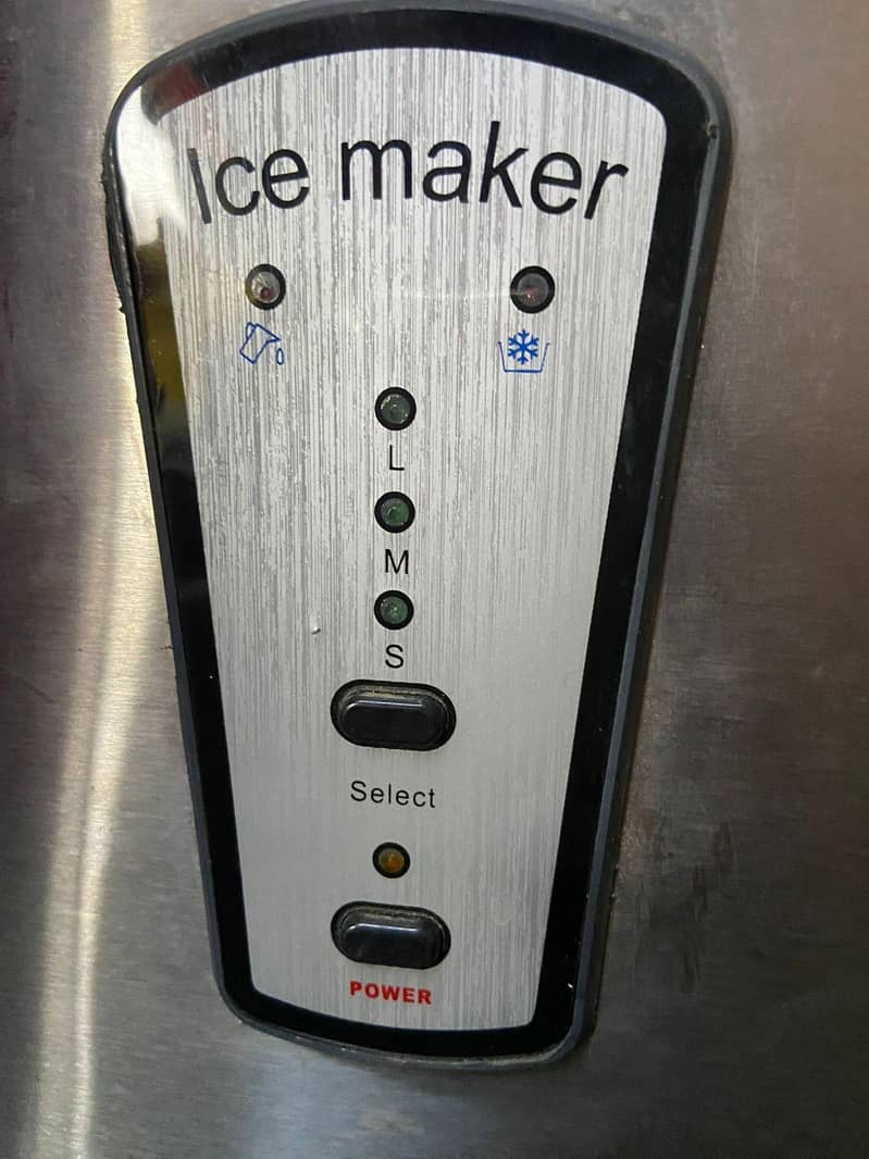 ice maker crownline 1