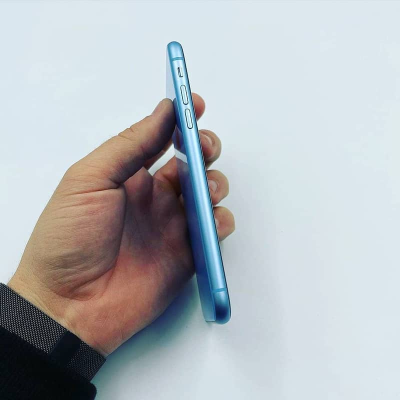 Iphone xr 4